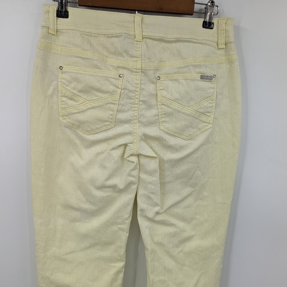 CHICO'S So Slimming Zippered Ankle Jeans - Picture 7 of 10